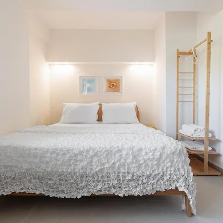 Local Homes Apartment
